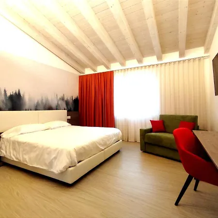 Luna Hotel