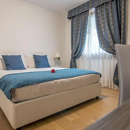 Hotel Luna